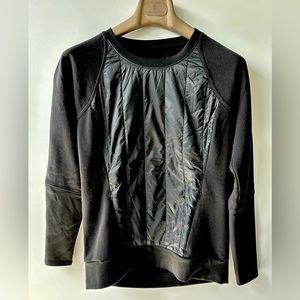 EUC The North Face Quilted Pullover Sweatshirt, black, size XS